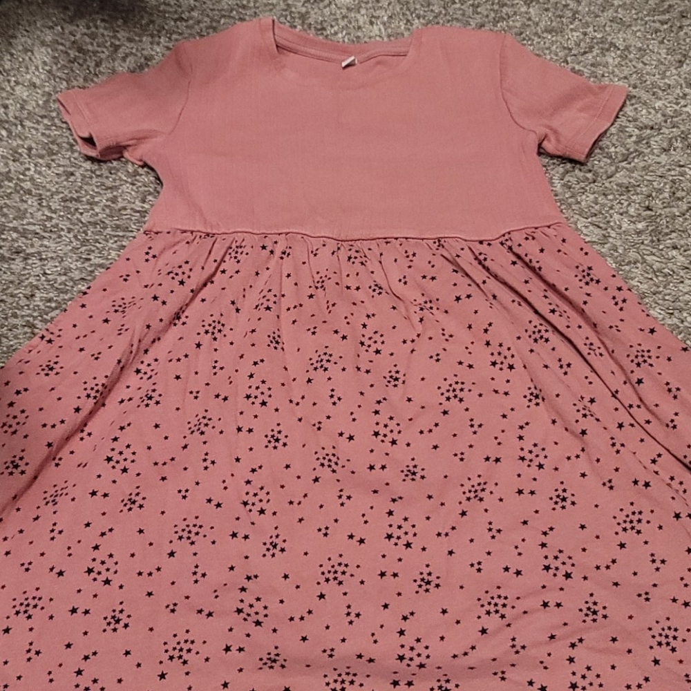 Uniqlo toddler dress with pockets